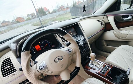 Infiniti FX II, 2010 год, 1 700 000 рублей, 16 фотография