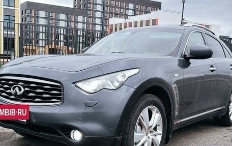 Infiniti FX II, 2010 год, 1 700 000 рублей, 9 фотография