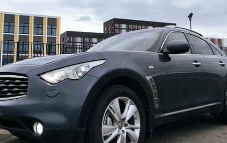 Infiniti FX II, 2010 год, 1 700 000 рублей, 21 фотография