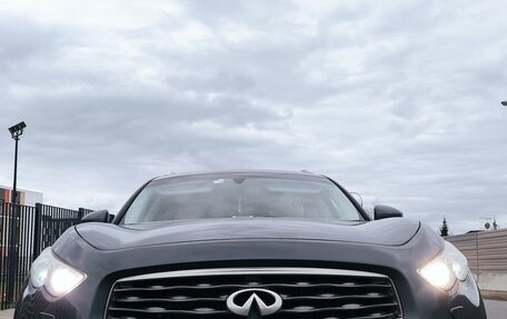 Infiniti FX II, 2010 год, 1 700 000 рублей, 20 фотография