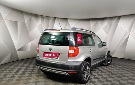 Skoda Yeti I рестайлинг, 2011 год, 780 700 рублей, 2 фотография