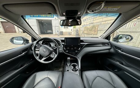 Toyota Camry, 2021 год, 3 700 000 рублей, 8 фотография