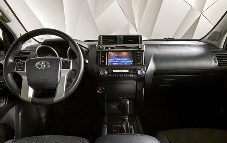 Toyota Land Cruiser Prado 150 рестайлинг 2, 2014 год, 3 495 700 рублей, 10 фотография