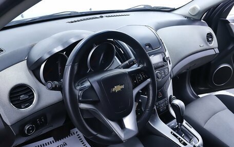 Chevrolet Cruze II, 2013 год, 855 000 рублей, 9 фотография