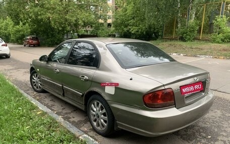 Hyundai Sonata IV рестайлинг, 2004 год, 300 000 рублей, 3 фотография