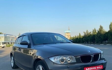 BMW 1 серия, 2006 год, 800 000 рублей, 6 фотография