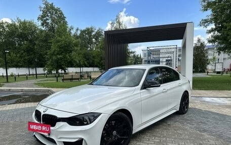 BMW 3 серия, 2012 год, 2 200 000 рублей, 2 фотография