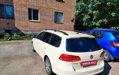 Volkswagen Passat B7, 2011 год, 980 000 рублей, 3 фотография