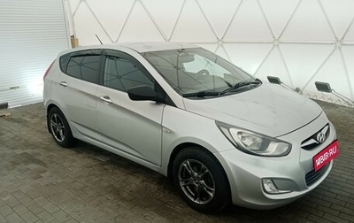 Hyundai Solaris II рестайлинг, 2012 год, 760 000 рублей, 1 фотография