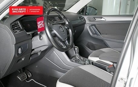 Volkswagen Tiguan II, 2019 год, 2 995 600 рублей, 11 фотография