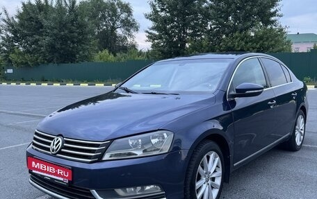 Volkswagen Passat B7, 2011 год, 755 000 рублей, 2 фотография