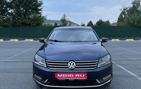 Volkswagen Passat B7, 2011 год, 755 000 рублей, 3 фотография