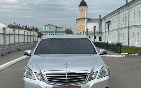Mercedes-Benz E-Класс, 2010 год, 1 950 000 рублей, 5 фотография