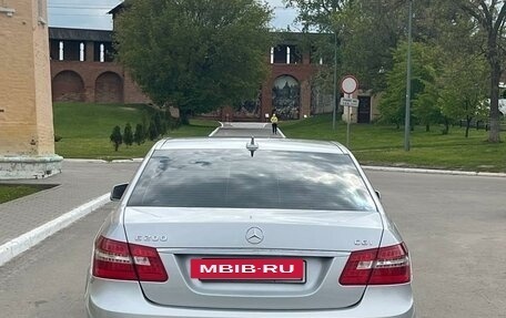 Mercedes-Benz E-Класс, 2010 год, 1 950 000 рублей, 6 фотография