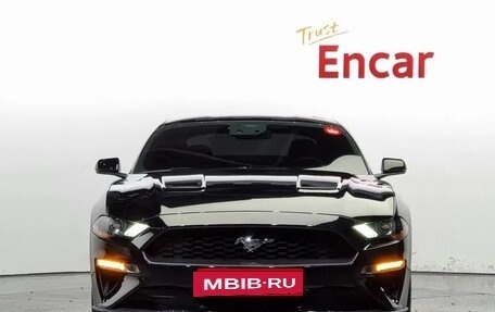 Ford Mustang VI рестайлинг, 2020 год, 2 850 000 рублей, 3 фотография