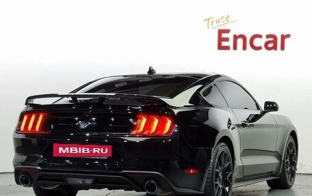 Ford Mustang VI рестайлинг, 2020 год, 2 850 000 рублей, 2 фотография