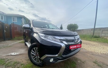 Mitsubishi Pajero Sport III рестайлинг, 2018 год, 3 300 000 рублей, 10 фотография