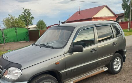 Chevrolet Niva I рестайлинг, 2004 год, 370 000 рублей, 3 фотография