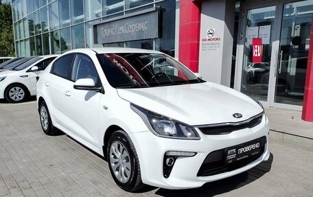 KIA Rio IV, 2018 год, 1 440 300 рублей, 3 фотография