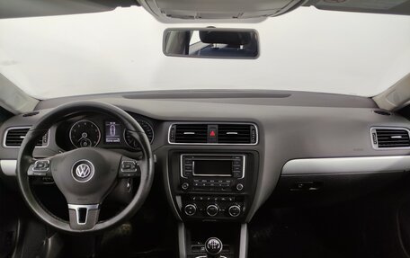 Volkswagen Jetta VI, 2013 год, 1 199 000 рублей, 14 фотография