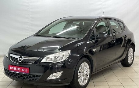 Opel Astra J, 2011 год, 919 000 рублей, 1 фотография