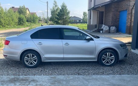 Volkswagen Jetta VI, 2014 год, 1 270 000 рублей, 3 фотография