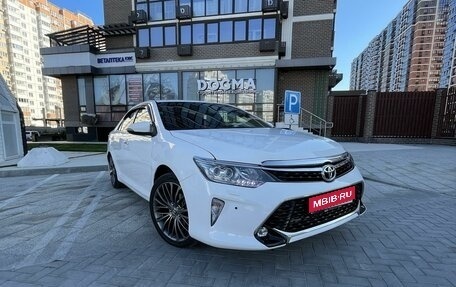 Toyota Camry, 2014 год, 1 850 000 рублей, 1 фотография