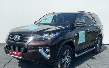 Toyota Fortuner II, 2017 год, 3 999 000 рублей, 1 фотография