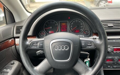 Audi A4, 2004 год, 799 000 рублей, 14 фотография