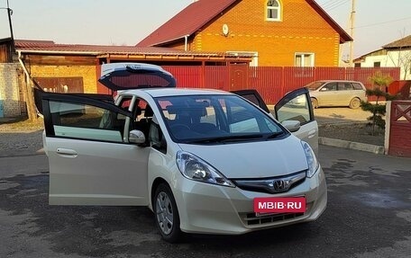 Honda Fit III, 2011 год, 1 200 000 рублей, 2 фотография