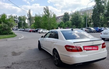 Mercedes-Benz E-Класс, 2012 год, 1 500 000 рублей, 7 фотография