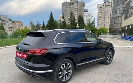 Volkswagen Touareg III, 2019 год, 5 500 000 рублей, 5 фотография