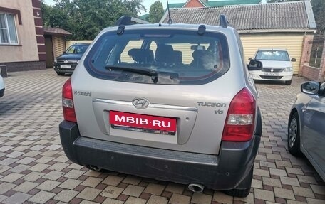 Hyundai Tucson III, 2006 год, 750 000 рублей, 2 фотография