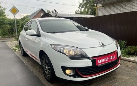 Renault Megane III, 2013 год, 850 000 рублей, 2 фотография