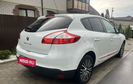 Renault Megane III, 2013 год, 850 000 рублей, 4 фотография