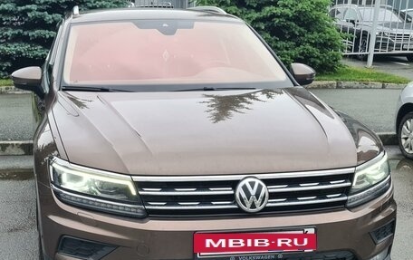 Volkswagen Tiguan II, 2019 год, 3 280 000 рублей, 5 фотография