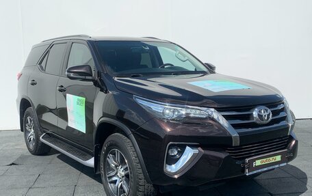 Toyota Fortuner II, 2017 год, 3 999 000 рублей, 3 фотография