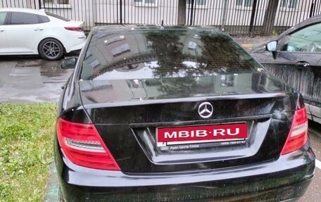 Mercedes-Benz C-Класс, 2012 год, 950 000 рублей, 2 фотография