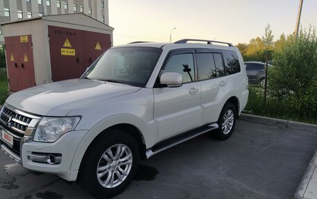 Mitsubishi Pajero IV, 2015 год, 2 550 000 рублей, 2 фотография