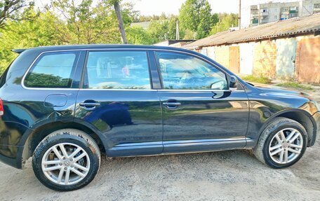 Volkswagen Touareg III, 2005 год, 777 000 рублей, 6 фотография