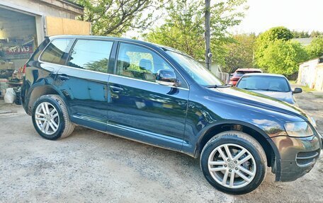 Volkswagen Touareg III, 2005 год, 777 000 рублей, 7 фотография