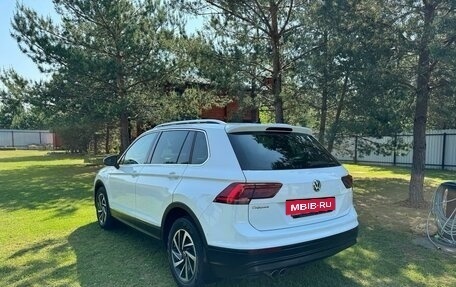 Volkswagen Tiguan II, 2018 год, 2 585 000 рублей, 6 фотография