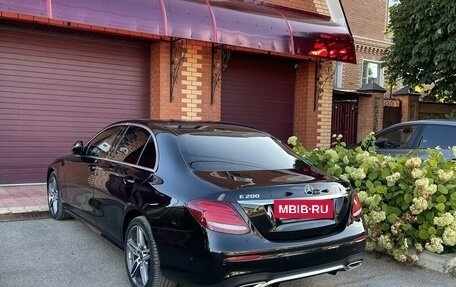 Mercedes-Benz E-Класс, 2018 год, 5 500 000 рублей, 2 фотография