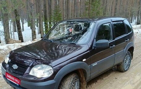 Chevrolet Niva I рестайлинг, 2012 год, 370 000 рублей, 2 фотография