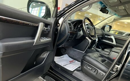 Toyota Land Cruiser 200, 2012 год, 5 267 000 рублей, 12 фотография