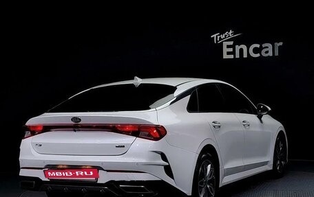 KIA K5, 2020 год, 1 800 000 рублей, 2 фотография