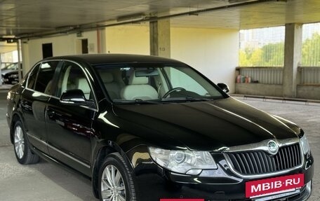 Skoda Superb III рестайлинг, 2011 год, 1 150 000 рублей, 5 фотография