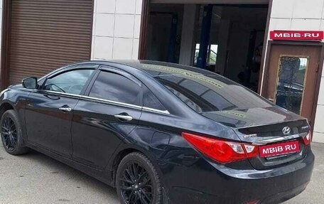 Hyundai Sonata VI, 2011 год, 1 250 000 рублей, 11 фотография