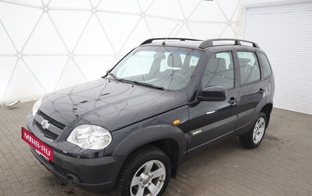 Chevrolet Niva I рестайлинг, 2015 год, 825 000 рублей, 7 фотография