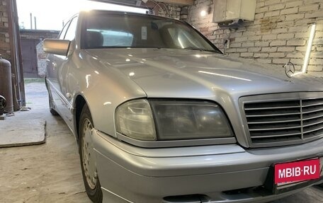 Mercedes-Benz C-Класс, 1998 год, 350 000 рублей, 5 фотография